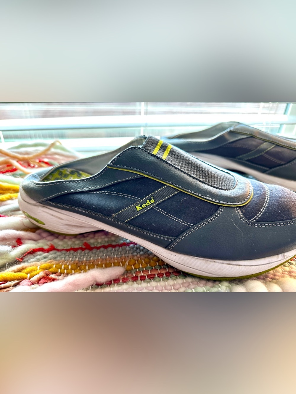 Keds Women’s Navy Blue & Lime Green Slip-On shoes. Size 11